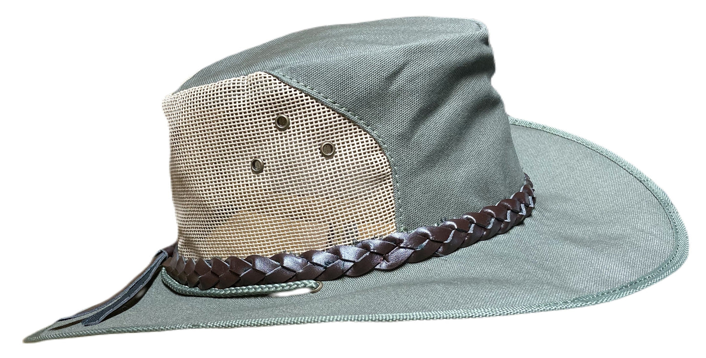 Cairns Hat in Canvas & Mesh