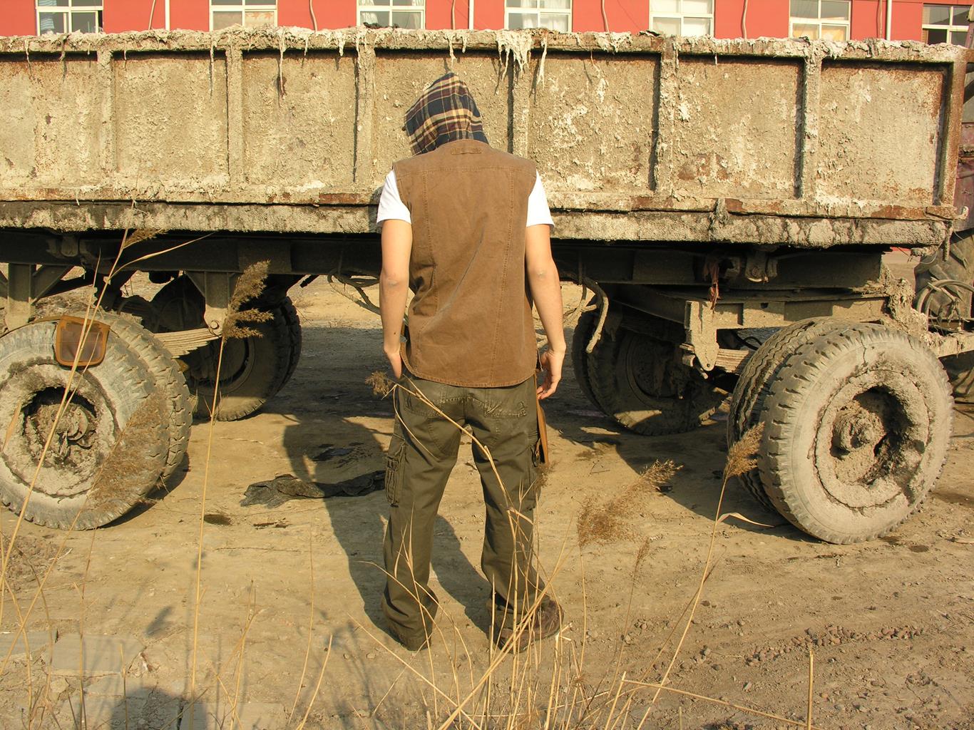 Roston Hooded Sleeveless Shirt